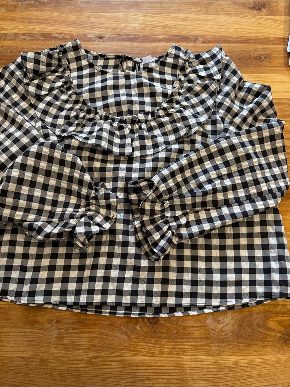 H&M Black and White Gingham Ruffle Blouse